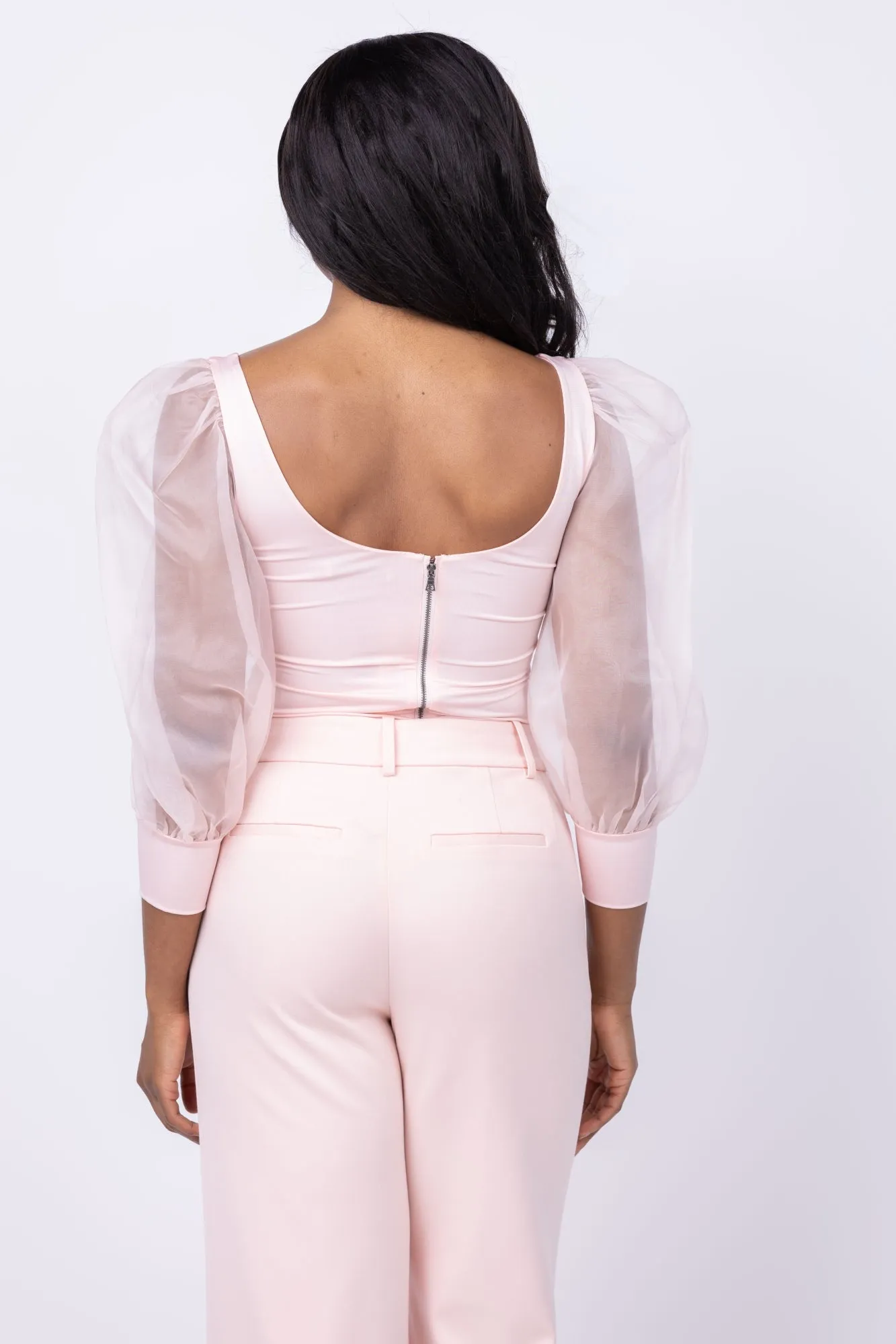 Alice   Olivia Jillianne Scoop Neck Puff Sleeve Bodysuit in Pearl Blush