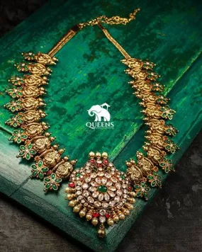 ANNAPAKSHI CHAKRA MALAI RED