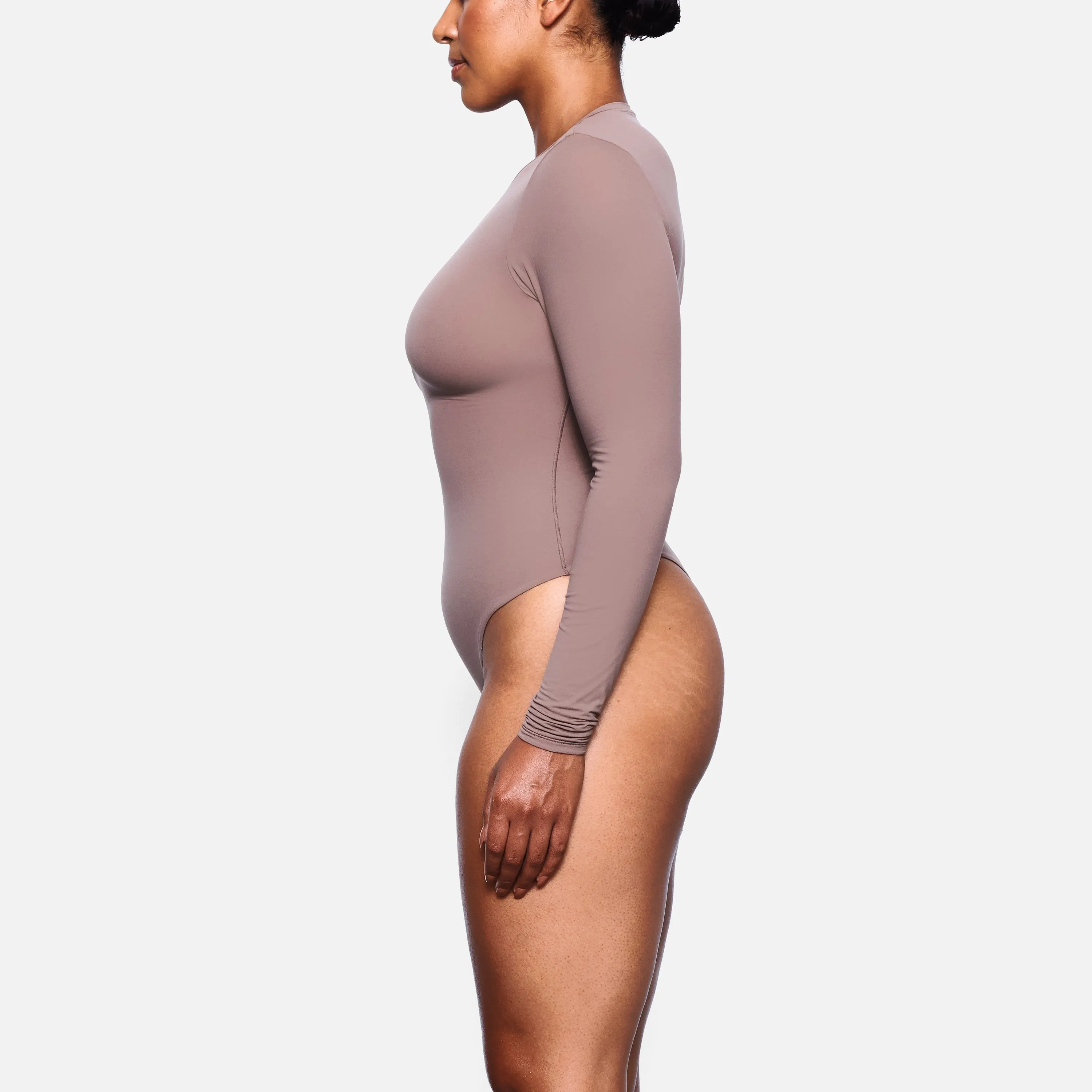 FITS EVERYBODY LONG SLEEVE CREW NECK BODYSUIT | UMBER