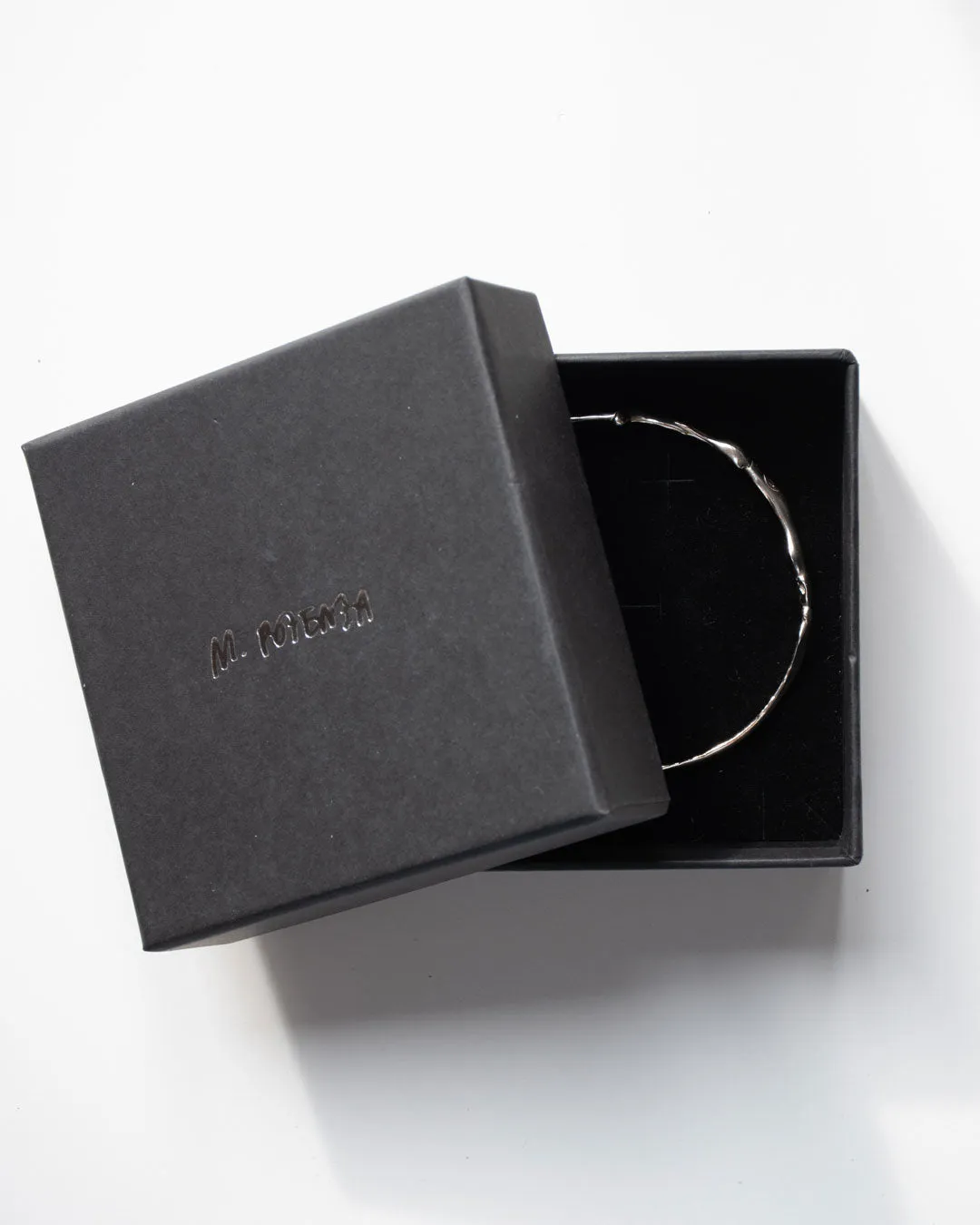 Fluida Bangle