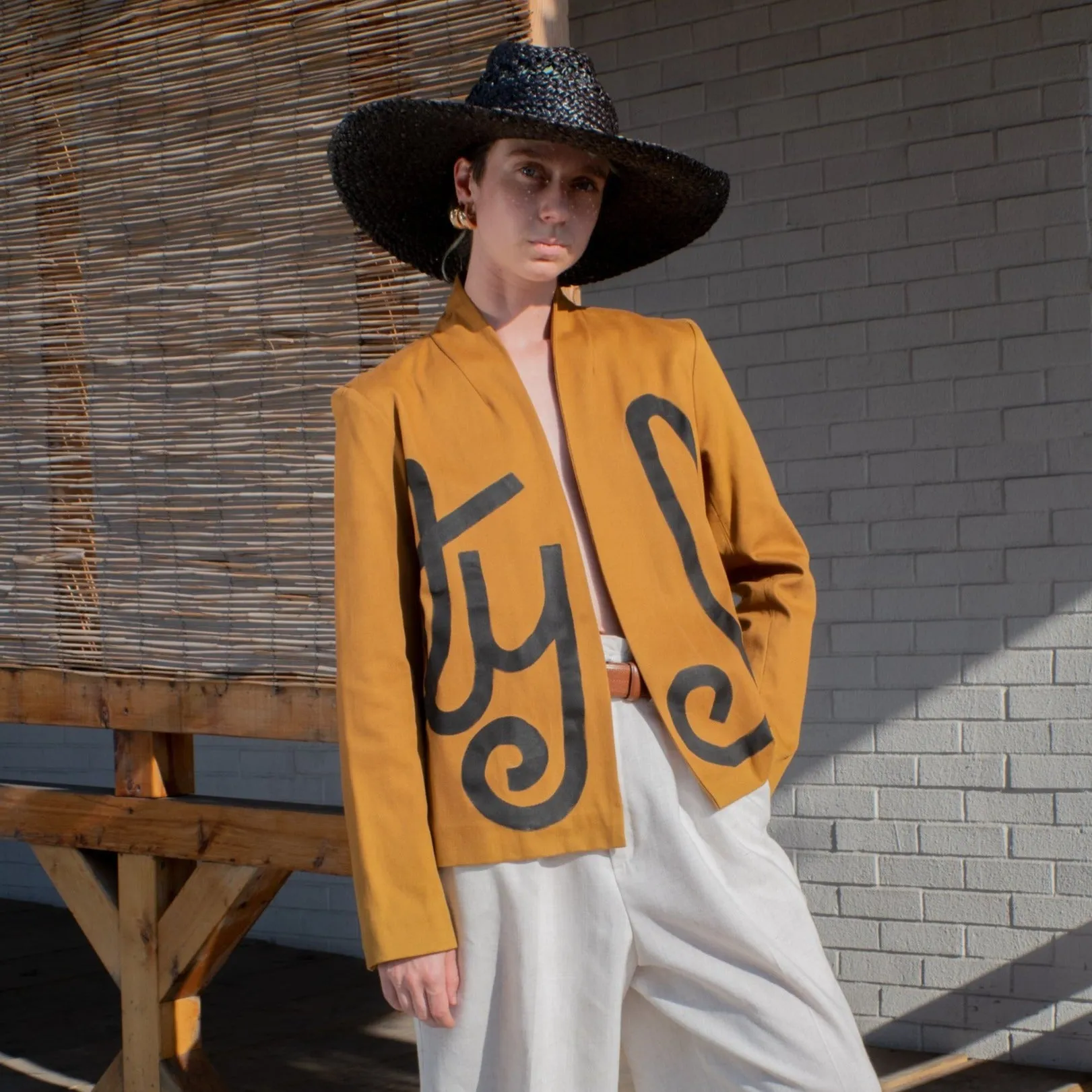 LOYALTY ochre blazer