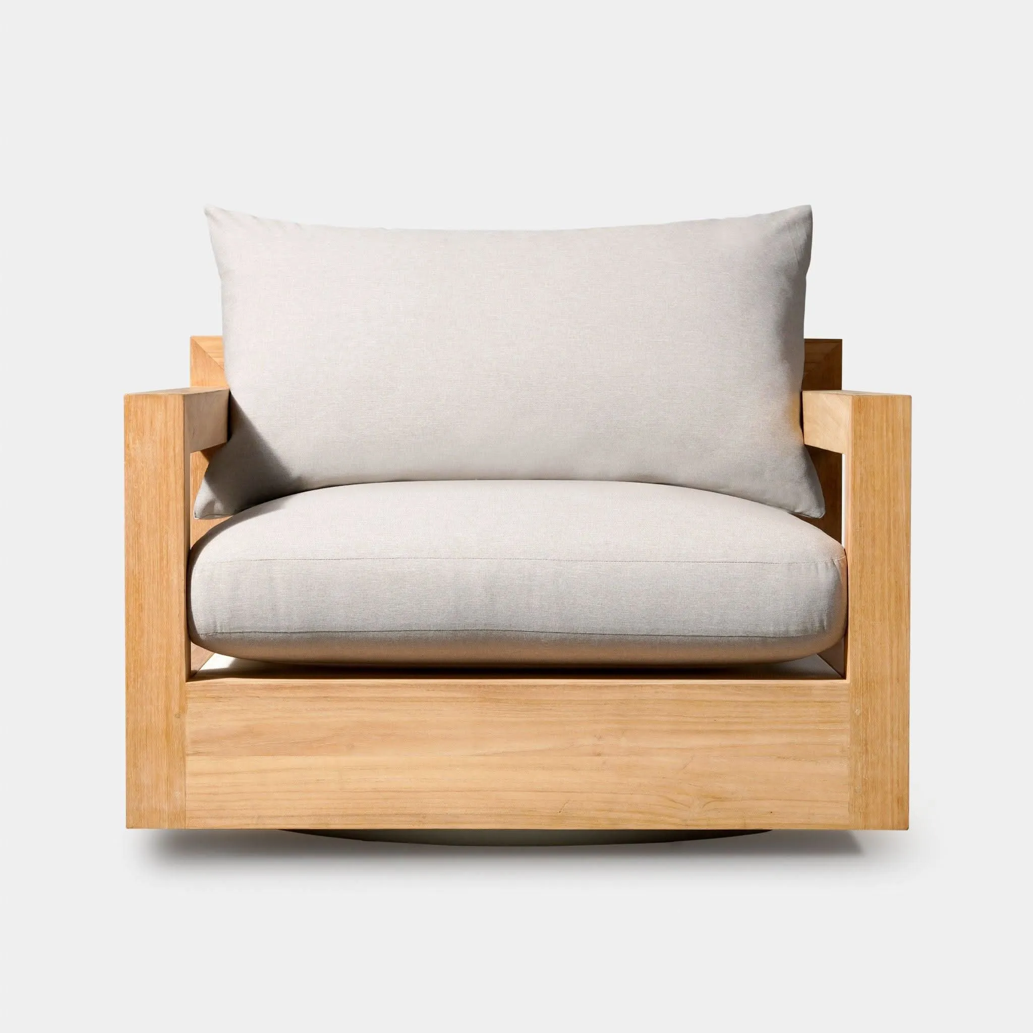 Pacific Swivel Lounge Chair