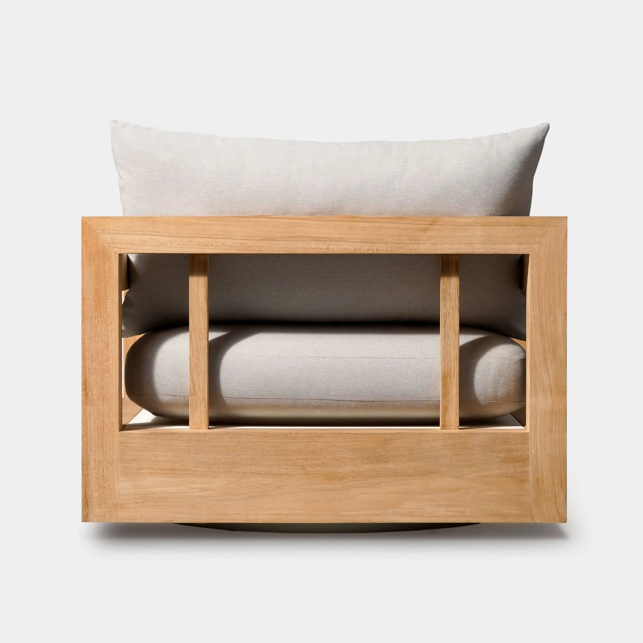 Pacific Swivel Lounge Chair