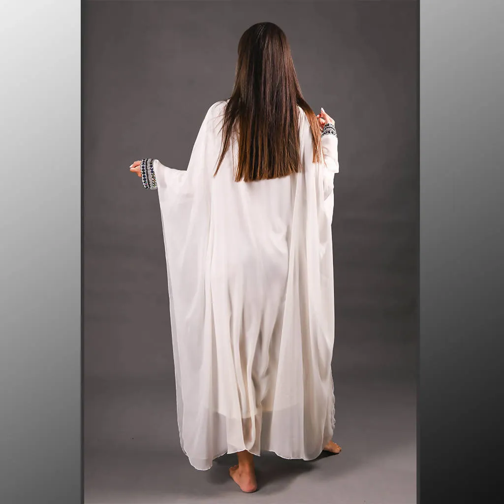 THE LUXURIOUS GOWN